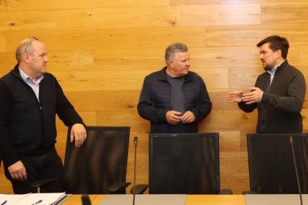 Seja odbora KS Rakek predstavitev trase obvoznice 01 Foto Ljubo Vukelič